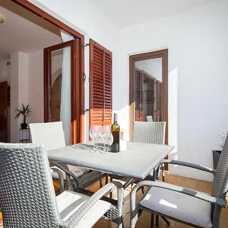 Apartment Luce *