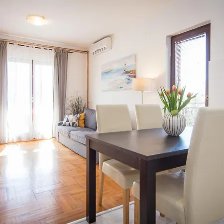 Luce Apartment *