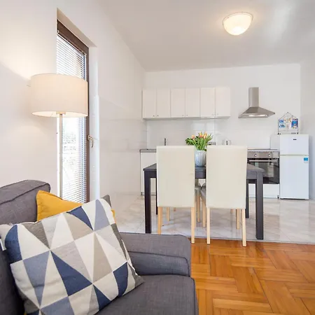 Apartment Luce *
