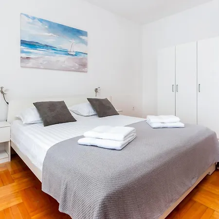 Luce Apartment