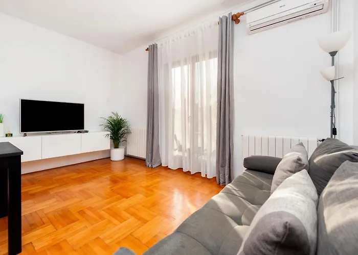 Luce Apartman *